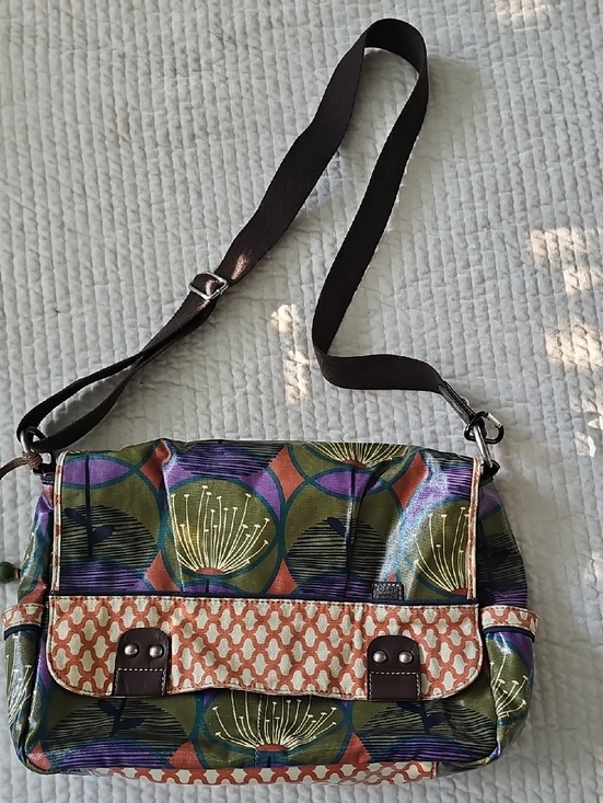 Fossil Handbags - Vintage Fossil Key Per Tote